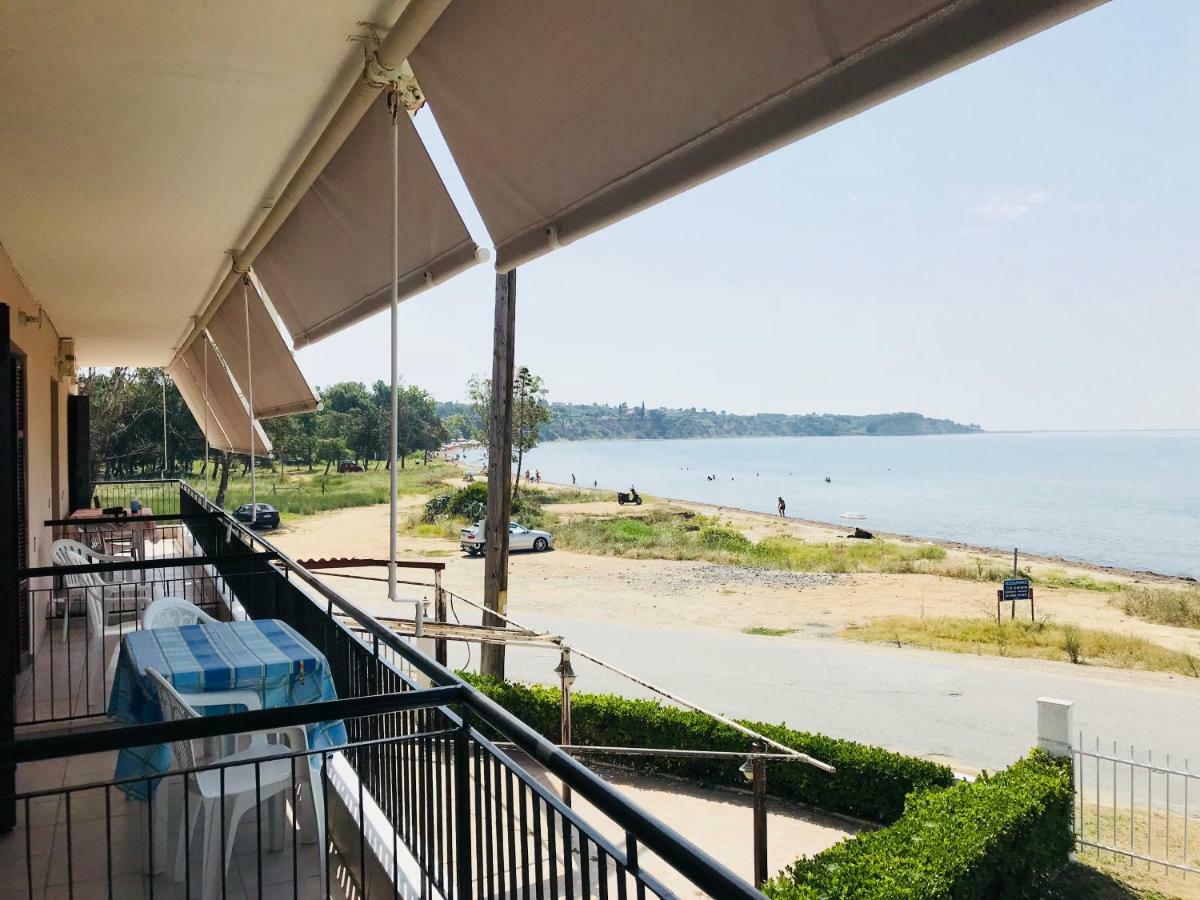 Seaside Studios I Sinakos Estate Epanomí Kültér fotó